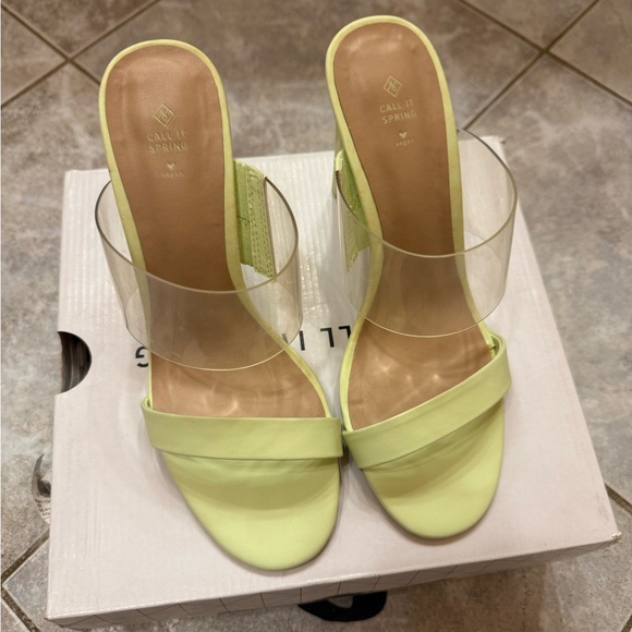 Call it Spring Sienna Heels - Picture 2 of 6